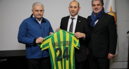 Binali Yıldırım: ‘Seçilirsem Anadoluhisarı İdman Yurdu için elimden gelen her şeyi yaparım’