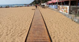 Riva’da Güneşe, Denize ve Kumsala Engel Yok