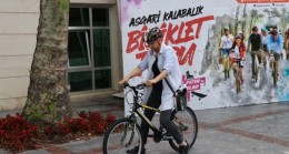 Belediye Meydanı’nda Temel Bisiklet Eğitimleri Sürüyor