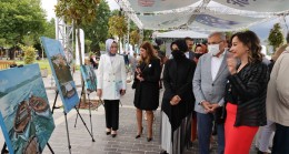 “Beykoz’un Resim Hali”ne Kadın Eli Değdi  