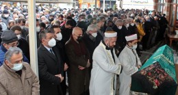 Oğuzhan Karaman Annesini Ebediyete Uğurladı