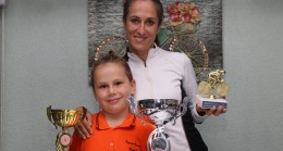 “BİSİKLETLİ ANNE” ŞAMPİYONLUKLARA ABONE OLDU