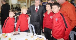 Bakan Osman Aşkın Bak, Beykozlulara yeni saha müjdesi verdi