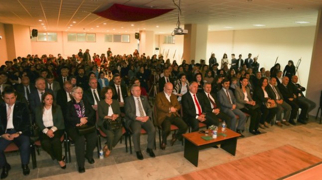 Çanakkale Şehitleri Saygı ve Minnetle Anıldı