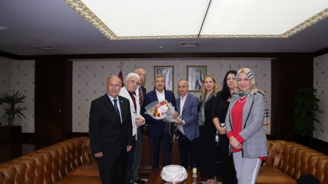 Başkan Murat Aydın Tebrikleri Kabul Etti.