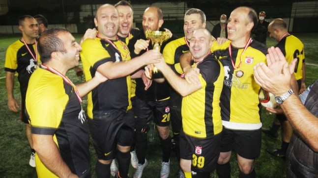 BEYKOZ KELLE İBRAHİM TURNUVASINDA ŞAMPİYON ESENLER YAVUZ SELİM