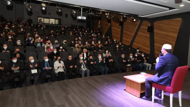 “İstanbul’un Ağabey’i” Kadir Topbaş Beykoz’da Dualarla Anıldı