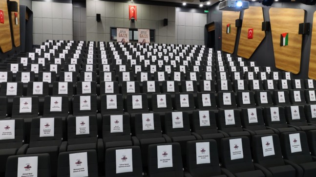 BEYKOZ’DA KÜLTÜR MERKEZİNİN KOLTUKLARI GAZZELİ ŞEHİT ÇOCUKLARA AYRILDI