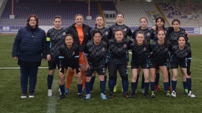 RÜZGARLIBAHÇESPOR KIZLARI ÜZGÜN DÖNDÜ