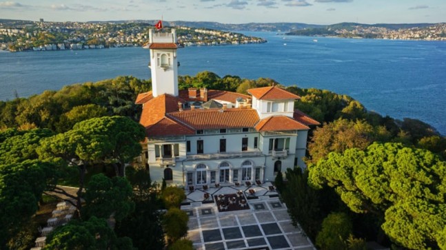 Hıdiv Kasrı’nın mülkiyeti yeniden İBB’ye devredildi