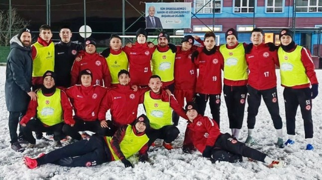 CUMHURİYETKÖYSPOR’DA ARA VERMEK YOK!