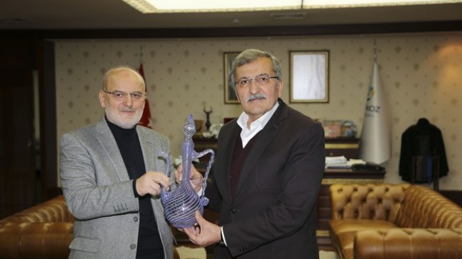 Başkan Aydın’dan Başkan Çelikbilek’e Ziyaret