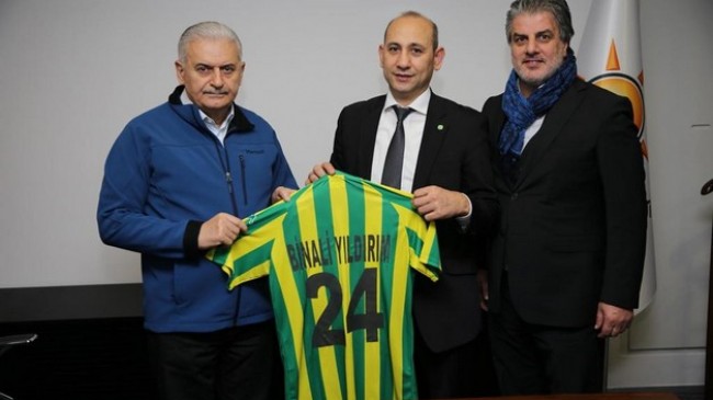 Binali Yıldırım: ‘Seçilirsem Anadoluhisarı İdman Yurdu için elimden gelen her şeyi yaparım’