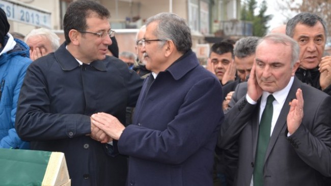 Ekrem İmamoğlu Paşabahçe’de cenazeye katıldı