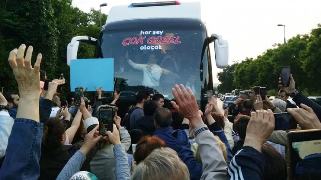 İmamoğlu Beykoz’da vatandaşa seslendi