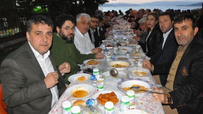 KAS-DER geleneksel iftarı gerçekleşti