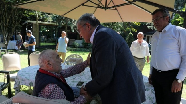 Başkan Aydın’dan İsmet Acar’a taziye ziyareti