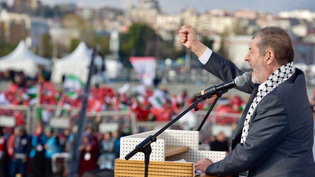 BU MİLLETE KOVBOYLUK SÖKMEZ