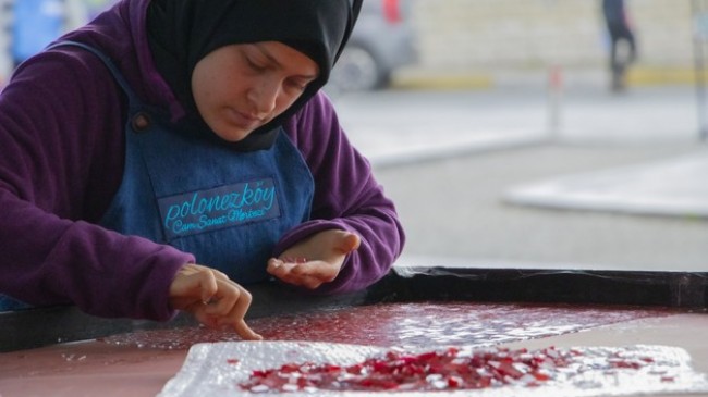 Dünyanın En Büyük Cam Mozaik Türk Bayrağı’nın Yapımı Başladı
