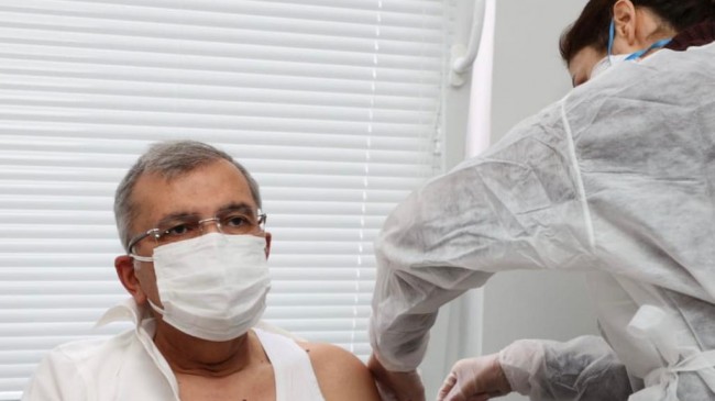 Başkan Murat Aydın Corona Virüsü Aşısı Oldu