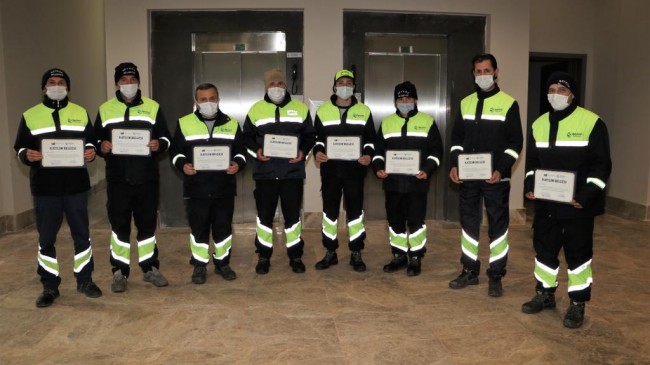 Beykoz’un “Temizlik İşçileri” Üniversite Mezunu Oldu
