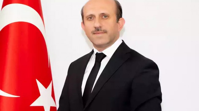 Beykoz Belediye Başkan Yardımcılarından Selami Keskin istifa etti