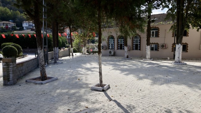 TARİHİ DERESEKİ CAMİSİ’NE TAZİYE ALANI