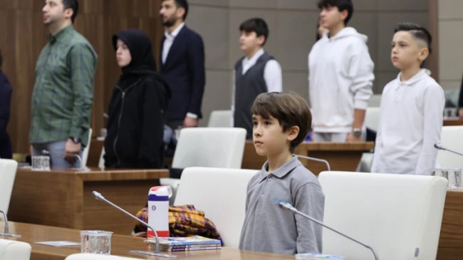 Beykoz Meclisinde sıra gençlerin