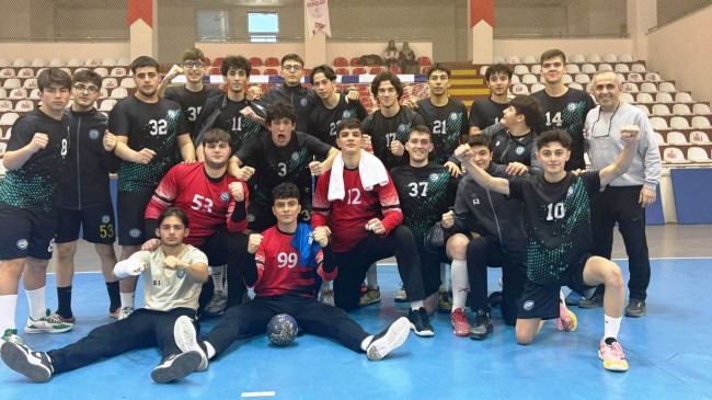 BEYKOZ BELEDİYESİ GENÇLERİ YOLU YARILADI