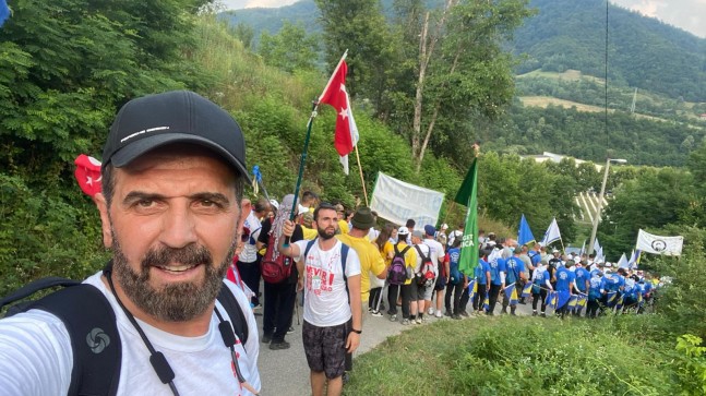 Dilmaç, Srebrenitsa’da gerçekleşen soykırımın ölüm yürüyüşüne katıldı