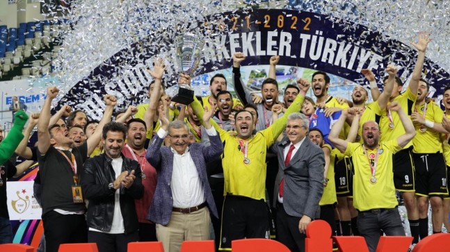 Beykoz GSK Hentbolda Türkiye Kupası Şampiyonu Oldu