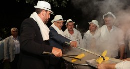 Tarihi Küçüksu Çayırı “Beykoz Mısır Festivali”yle Şenlendi