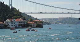 Binlerce Sporcu Beykoz’dan İstanbul Boğazı’na Kulaç Attı