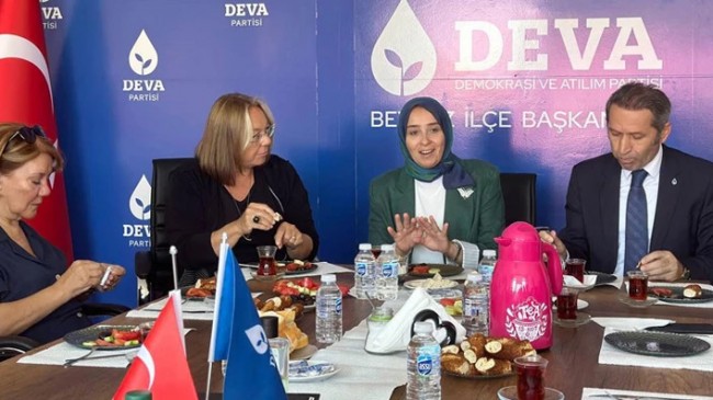 Deva Partisi Milletvekili Elif Esen Beykoz’da esnafı ziyaret etti
