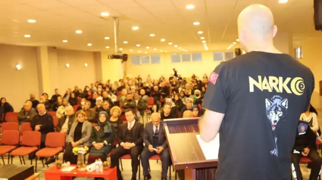 Beykoz’da en iyi narkotik polisi annelerdir