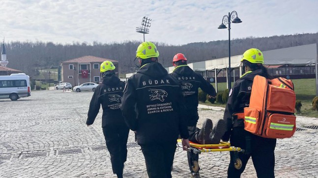 Sivil Savunma Günü’nde Beykoz Üniversitesi’nden Afet Tatbikatı