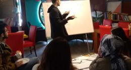 Eyvah Kitap Kafe öğrenci ve kitap severlerin mekanı oldu