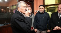 Murat Aydın bas-konuş sistemiyle taksicilerden destek istedi