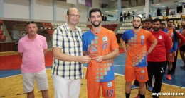 İZMİR FUAR KUPASINDA ŞAMPİYON BEYKOZ BLD. SPOR OLDU