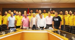 BEYKOZ BELEDİYESPOR’DA İMZA TÖRENİ GERÇEKLEŞTİ