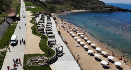 ELMASBURNU’NDA KADINLARA ÖZEL PLAJ KEYFİ BAŞLADI