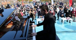 BEYKOZ’UN MOZART’I OTİZMLİ ÇOCUKLAR İÇİN ÇALDI