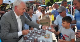 PAŞABAHÇE SAKİNLERİ İSTEDİ “HALK EKMEK BÜFESİ” BİR AYDA GELDİ