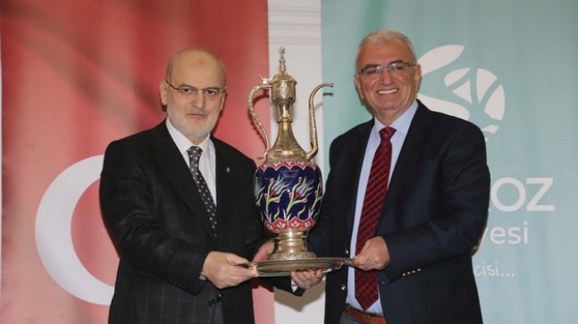 Başkan Çelikbilek Muhtarlara Teşekkür Etti