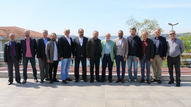 Vakıf Başkanı basınla buluştu