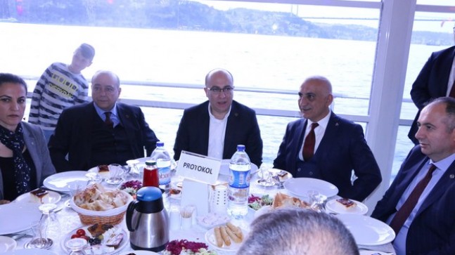 MHP Teşkilatı iftarda bir araya geldi
