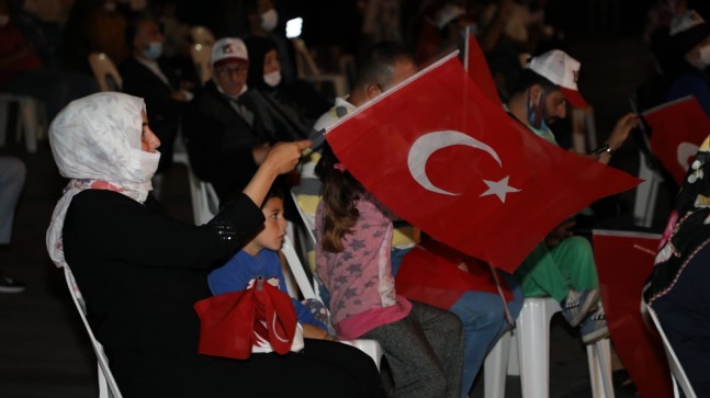 KAHRAMANLARA KAHRAMANLIK TÜRKÜLERİ