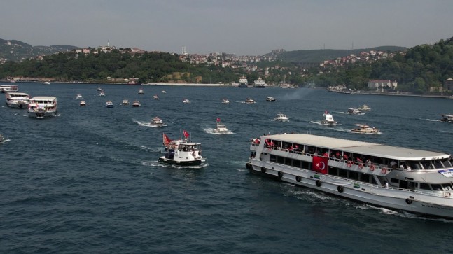 10 BİNİ AŞKIN BEYKOZLU GEMİLERLE ÇIKARMA YAPTI!