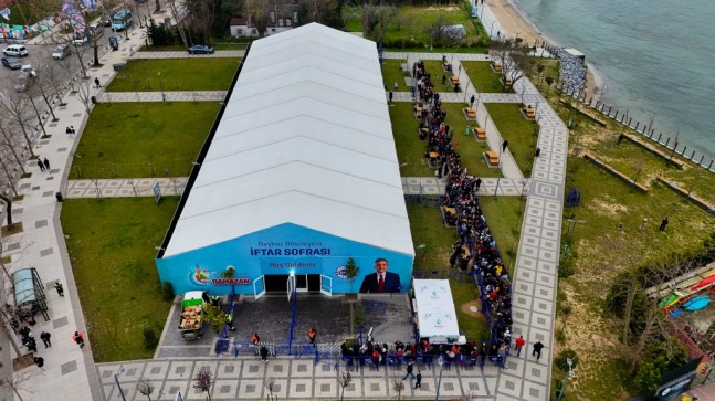 RAMAZAN BEREKETİ SAHİLDE YAŞANIYOR