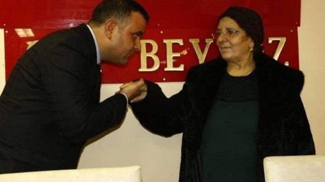 Taştan Ailesinde Anne Acısı